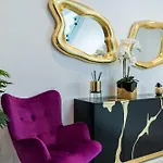About Estrella De Oro 에스테포나