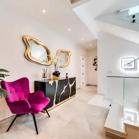 About Estrella De Oro וילה אסטפונה