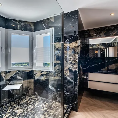 About Estrella De Oro וילה *